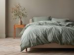 1023609_crinkled_percale_duvet_undyed_fa22_93861b66-9d99-4b3c-a6d4-56366d79f458