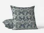 FA24_CavalloOrganicPrint_DecPillowCover22x22_Stone_A_1036