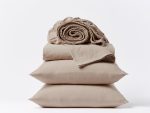 1023609_crinkled_percale_duvet_undyed_fa22_93861b66-9d99-4b3c-a6d4-56366d79f458