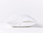 1023609_crinkled_percale_duvet_undyed_fa22_93861b66-9d99-4b3c-a6d4-56366d79f458